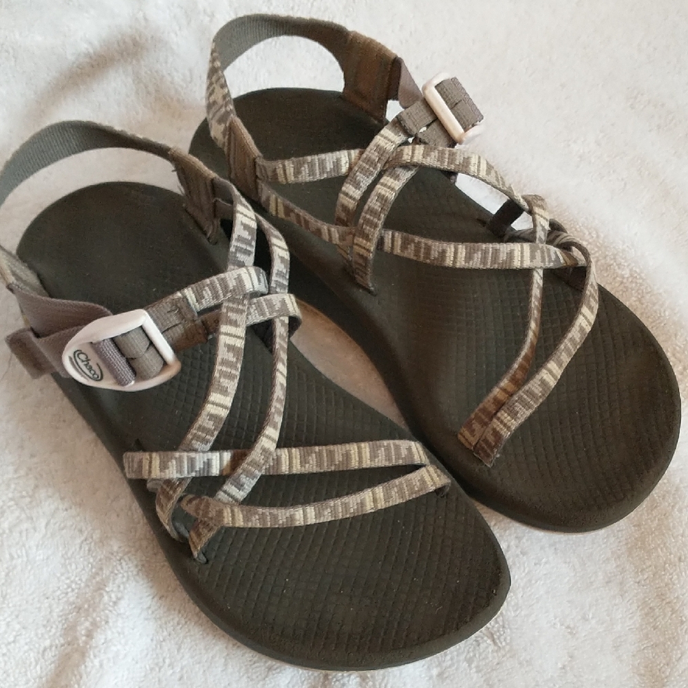 Chaco Sandals Grey‎ And Beige, Women's Size 9